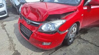 Sprzedam Hyundai i30 1.4 benzyna, rok 2009, powypadkowy