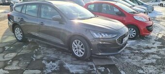 Ford Focus  2022 benzyna hybryda 150KM
