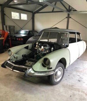Citroen ID19 1963 renovation project