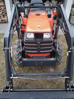 czołówka lampy przednie traktorka Kubota GB 160,180,200