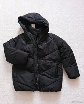Nowa kurtka puchowa Z kapturem