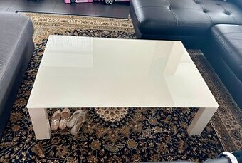 Sprzedam biały stolik kawowy Caligaris