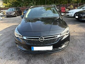 Opel Astra 1.0i Turbo 77kw, r.2016, klimatyzacja