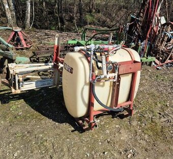 Opryskiwacz zawieszany Platz 300L