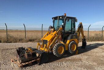 Koparko-ładowarka JCB 1CX w bdb stanie