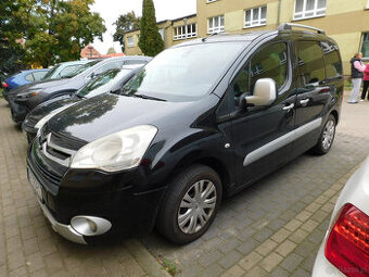 Syndyk sprzeda Citroen Berlingo z 2011r.