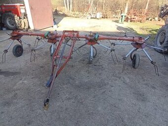 Przewracarka przetrząsacz karuzelowy Stoll Z500