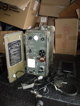 Radiostacja R-105d