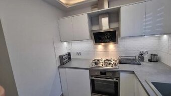 Mieszkanie o pow. 46.42m2, balkon, I p., garaż, Centrum