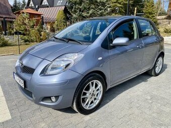 Toyota Yaris 1.0 2011r 67tys km klima