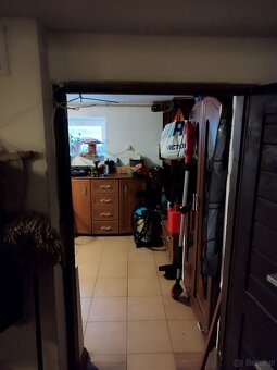 Sprzedam połowę domu cały dół