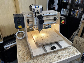 Frezarka CNC Oryginalna od LifeLatitudes (YouTube) 3 osie z