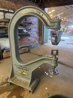 Jenny Forge młotek prasa młyn tokarka