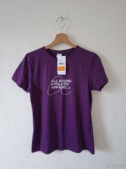 Nowy t-shirt fioletowy