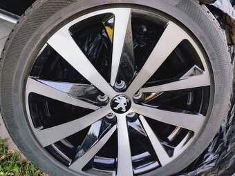 235/45 R18