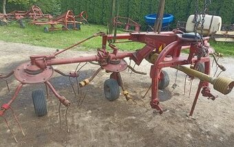 Przewracarka przetrząsacz karuzelowy Niemeyer HR 441-D