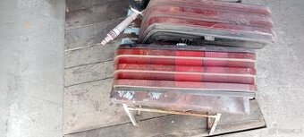 Komplet lamp tylnych do W 190E