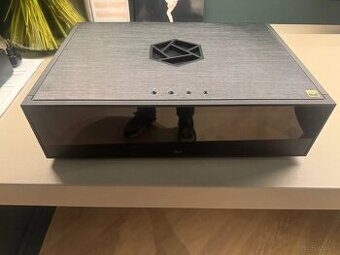 Hifi Rose RS130 ( Price : 2100 EUR )
