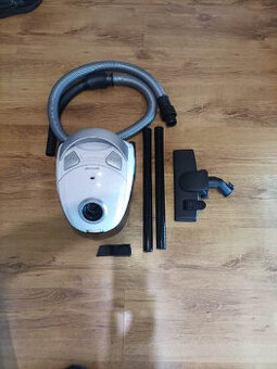 Sprzedam -NOWY ODKURZACZ -EXPORT-HOLANDIA-BRAK-Gwarancji