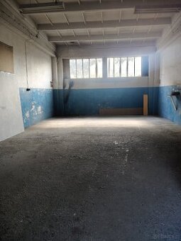 Do Wynajęcia Pomieszczenia Magazynowe ,Biura , Plac w Sanoku