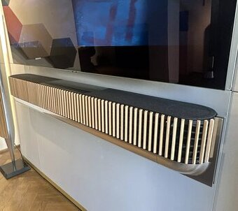 Bang & Olufsen Beosound Theater -- 3200 €