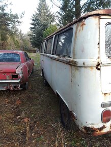 Volkswagen Ogórek, Rolls Royce, Mustang, Volvo, Triumph