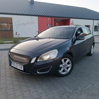 V60 1.6 DIESEL / KOMBI / HAK / STAN TECH. BDB / OKAZJA