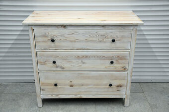 komoda z drewna sosnowego - jak nowa