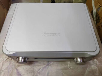 Esoteric C-03X ----- Price: 1700 EUR