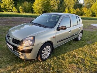 Sprzedam samochód RENAULT CLIO 2 z roku 2002 w stanie bardz