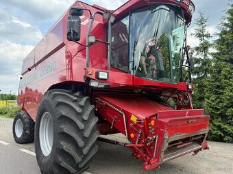 Kombajn zbożowy Case CT 5080 ( to samo co New Holland TX68 )