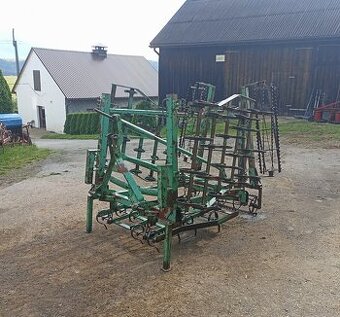 Agregat uprawowy kultywator z wałkiem strunowym Feldherr skł