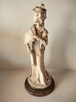 Duża figura ,statuetka Capodimonte Dama.