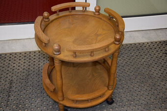 barek - stolik dębowy na kółkach - super stan