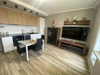 3 pokoje, 47m2, balkon, IV piętro, umeblowane, Os. Korczak