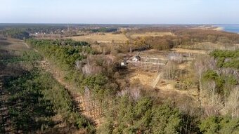 Działka w zielonej okolicy w warunkami budowlanymi.