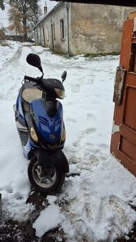 Sprzedam skuter zipp vapor stan techniczny dobry