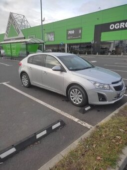 Sprzedam Chevroleta cruz