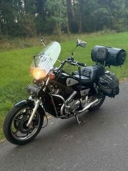 Honda shadow 1100