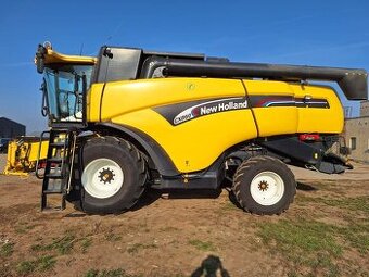 Kombajn zbożowy New Holland CX 860 heder 7,3m stół do rzepak