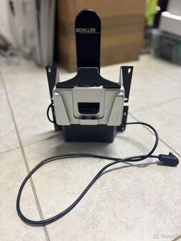 Uchwyt defibrylatora Schiller