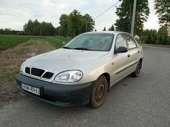 Daewoo Lanos 1.5 LPG ważne oc i pt sprawny