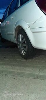 Astra h 3 2006 r. biały