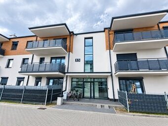 Mieszkanie o powierzchni 47m2, duży balkon, klimatyzacja, II