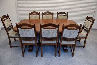 stół rozkładany i 8 krzeseł - meble gdańskie