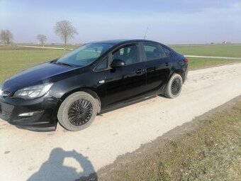 Opel Astra j z 2016r sil 1,4 turbo +lpg