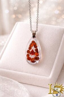 Naszyjnik kropla jesieni z żywicy handmade.