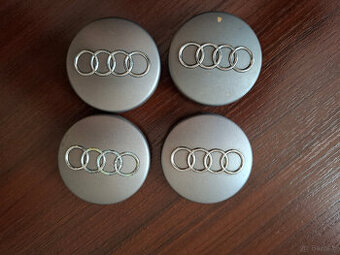 AUDI 4 oryginalne dekieleki do felg 60mm