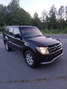 Mitsubishi Pajero V80 3.2 Di-D 142 Kw r.v 2012