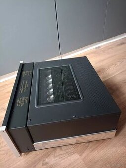 Mcintosh C2500